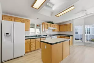 1085 Tasman Dr 620, Sunnyvale, CA 94089 - Photo 12