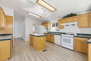 1085 Tasman Dr 620, Sunnyvale, CA 94089 - Photo 10