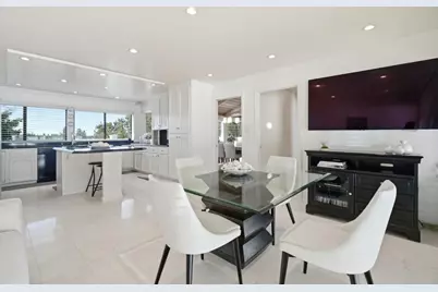 911 Matts Ct, Los Altos, CA 94024 - Photo 20