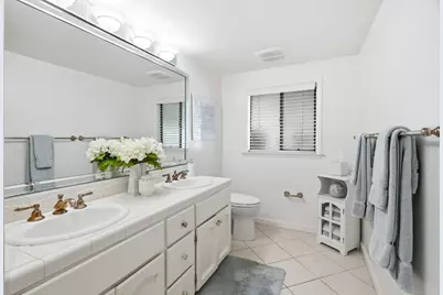 911 Matts Ct, Los Altos, CA 94024 - Photo 46