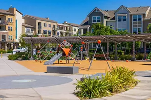 346 Circuit Wy, Mountain View, CA 94043 - Photo 56