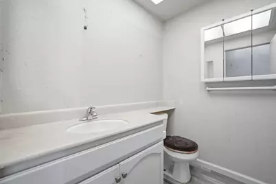 2811 Glen Firth Dr, San Jose, CA 95133 - Photo 32