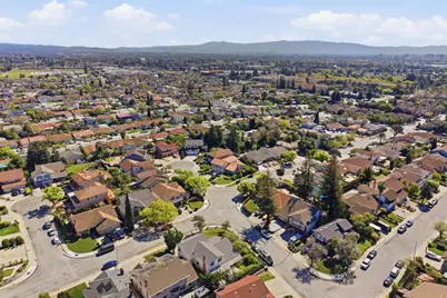 2811 Glen Firth Dr, San Jose, CA 95133 - Photo 16