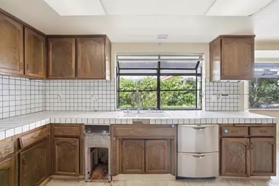 2811 Glen Firth Dr, San Jose, CA 95133 - Photo 22