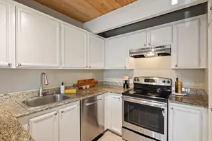 715 Quetta Ave B, Sunnyvale, CA 94087 - Photo 4