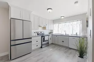 2570 Downing Ave, San Jose, CA 95128 - Photo 16