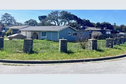 9460 S Century Oak Rd, Salinas, CA 93907 - Photo 2