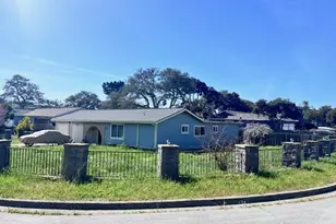 9460 S Century Oak Rd, Salinas, CA 93907 - Photo 2