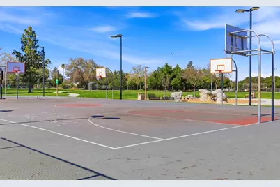 6852 Rainbow Dr, San Jose, CA 95129 - Photo 54