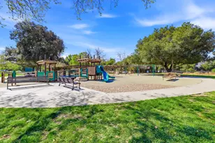 6852 Rainbow Dr, San Jose, CA 95129 - Photo 58