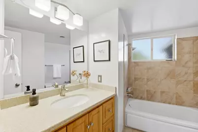 6852 Rainbow Dr, San Jose, CA 95129 - Photo 32