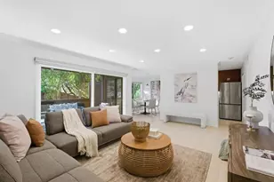 3335 La Mesa Dr 4, San Carlos, CA 94070 - Photo 4