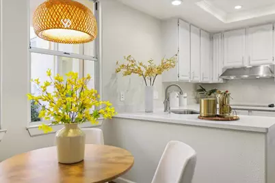 819 Lakeshore Dr, Redwood City, CA 94065 - Photo 20