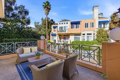 819 Lakeshore Dr, Redwood City, CA 94065 - Photo 50