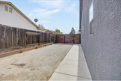 821 Feather Ct, Hollister, CA 95023 - Photo 4