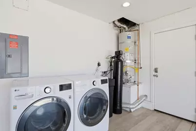 1122 Lynhurst Way, San Jose, CA 95118 - Photo 38