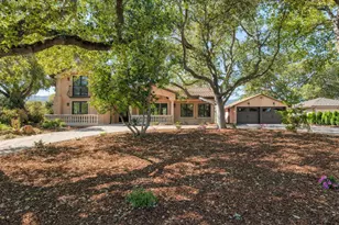 475 Fir Ln, Los Altos, CA 94024 - Photo 2