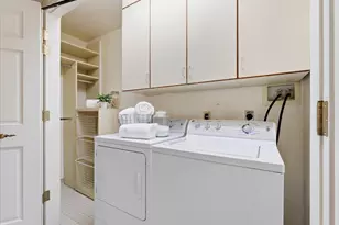 25564 Fernhill Dr, Los Altos Hills, CA 94024 - Photo 34