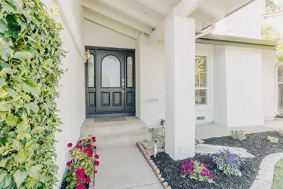 5506 Century Park Way, San Jose, CA 95111 - Photo 6