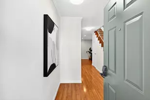 201 Flynn Ave 16, Mountain View, CA 94043 - Photo 2