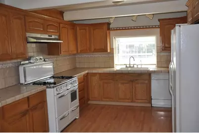 1795 Kammerer Ave, San Jose, CA 95116 - Photo 4