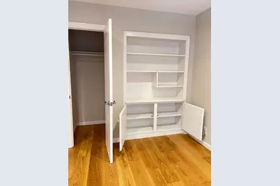 3001 Los Prados St 104, San Mateo, CA 94403 - Photo 4