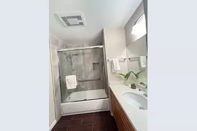 3001 Los Prados St 104, San Mateo, CA 94403 - Photo 10