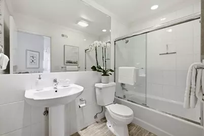 572 Seahorse Ln, Redwood Shores, CA 94065 - Photo 22