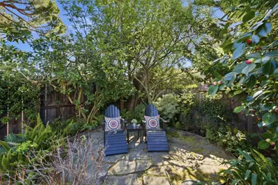 572 Seahorse Ln, Redwood Shores, CA 94065 - Photo 34