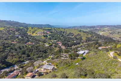 77 Laureles Grade, Salinas, CA 93908 - Photo 22