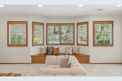 2163 Woodard Rd, San Jose, CA 95124 - Photo 10