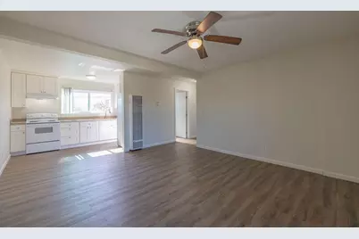 2748 Kollmar Dr, San Jose, CA 95127 - Photo 8