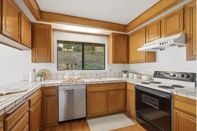 17 Azalea Ln, San Carlos, CA 94070 - Photo 8