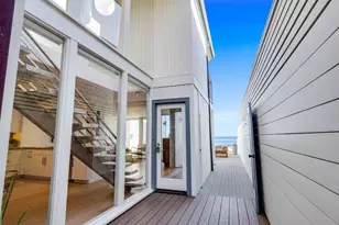 9 Rockview Dr, Santa Cruz, CA 95062 - Photo 2