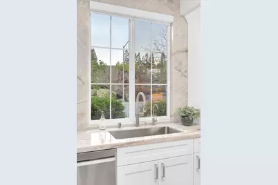 1680 Espana Way, Morgan Hill, CA 95037 - Photo 8