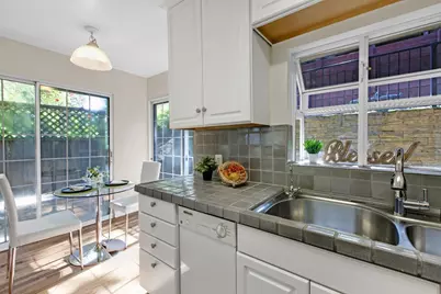 37 San Francisco Ave, Brisbane, CA 94005 - Photo 10