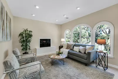 37 San Francisco Ave, Brisbane, CA 94005 - Photo 4