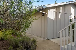 14355 La Rinconada Dr, Los Gatos, CA 95032 - Photo 38