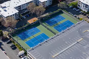 8 Commodore Dr C457, Emeryville, CA 94608 - Photo 24