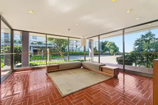 8 Commodore Dr C457, Emeryville, CA 94608 - Photo 16