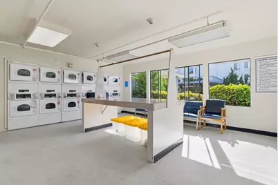 8 Commodore Dr C457, Emeryville, CA 94608 - Photo 26