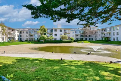 8 Commodore Dr C457, Emeryville, CA 94608 - Photo 34