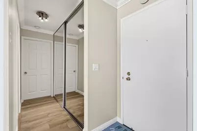 8 Commodore Dr C457, Emeryville, CA 94608 - Photo 16