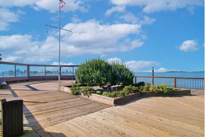 8 Commodore Dr C457, Emeryville, CA 94608 - Photo 36