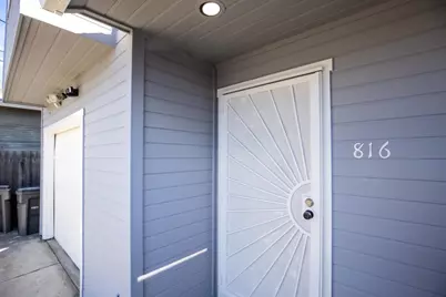 816 7th Ave, Oakland, CA 94606 - Photo 2