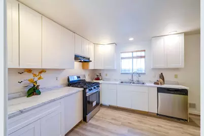 816 7th Ave, Oakland, CA 94606 - Photo 6