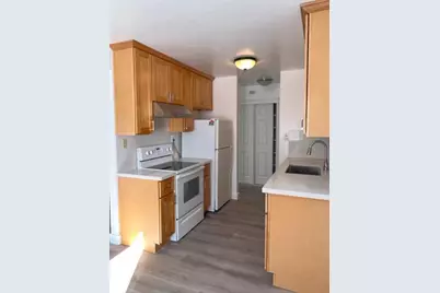 1721 Ross Cir, San Jose, CA 95124 - Photo 4