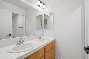 381 Honeybell St, Los Banos, CA 93635 - Photo 40