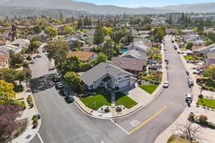 4008 Halkins Dr, San Jose, CA 95124 - Photo 52