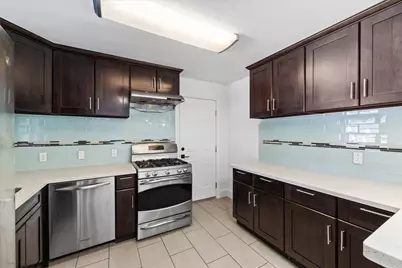 3817 Martin Dr, San Mateo, CA 94403 - Photo 14